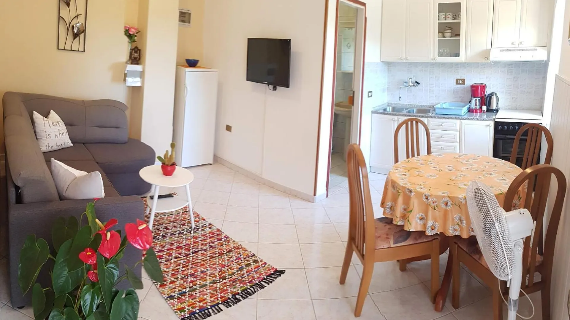 Apartment Milos Mugeba